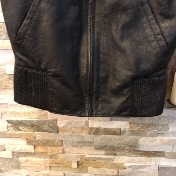 Jacket - Picture 3 of 3